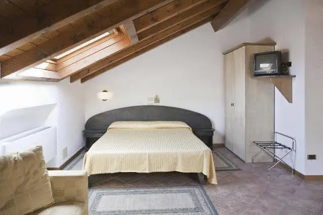 Albergo 莱诺 4*,
